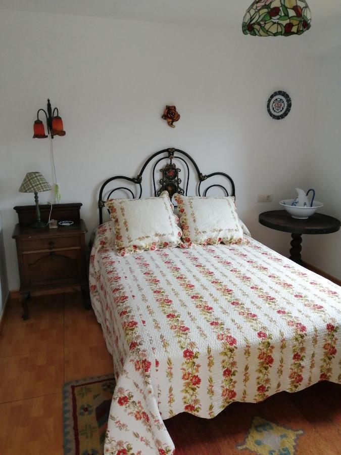 Casa Oute Pension Sobrada Buitenkant foto