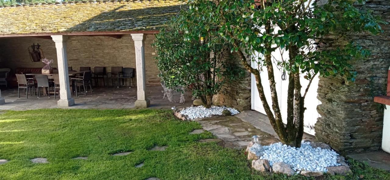 Casa Oute Pension Sobrada Buitenkant foto